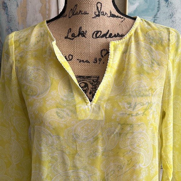 NWOT Ann Taylor Top  / Size XS Excellent Condition - Picture 3 of 9